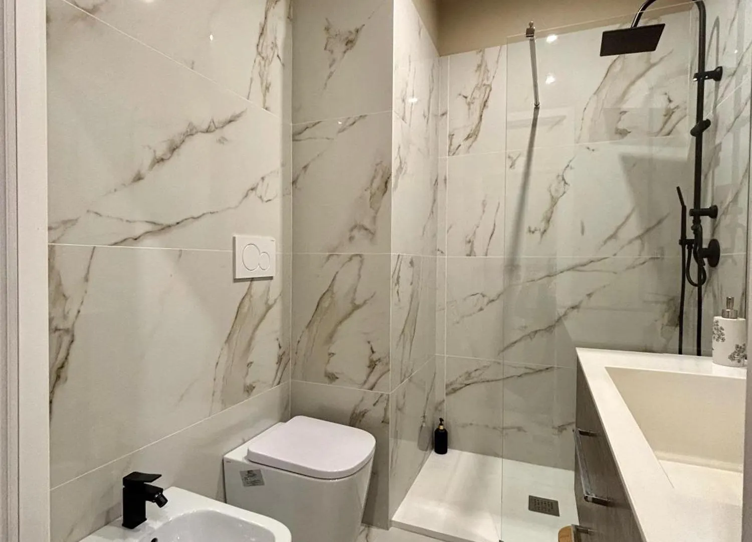 Bed & Breakfast Le Suites Del Corso Catania Centro Italia