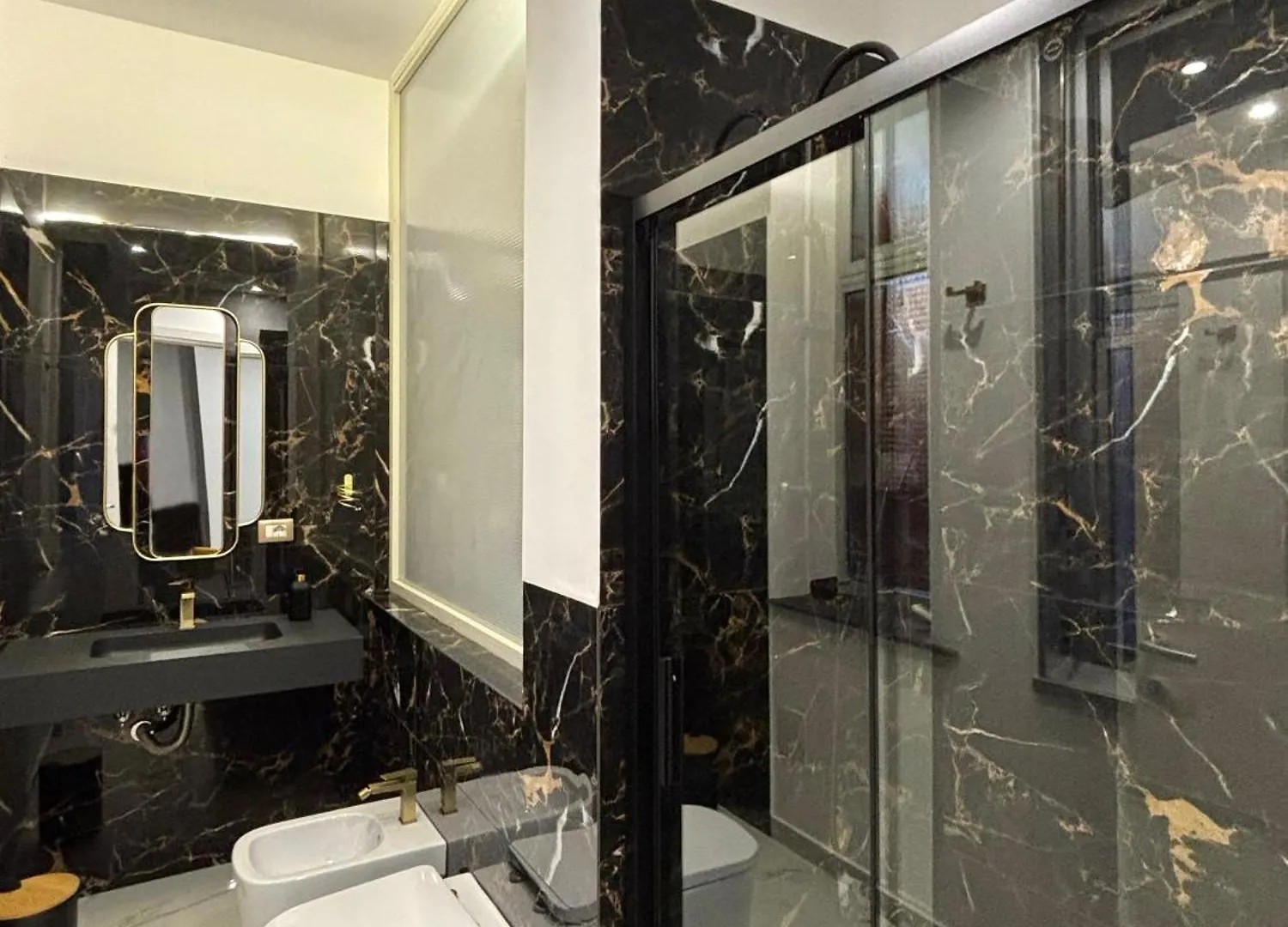 Le Suites Del Corso Catania Centro 0*,